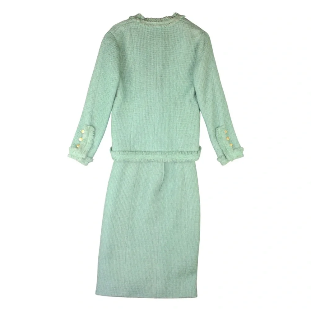 Chanel Boutique Skirt Suit Set Tweed Size 38 Jade Green 100% Wool Pocket